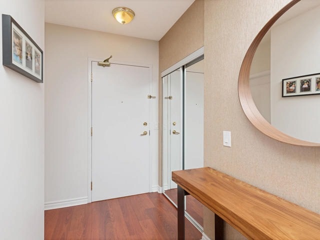 Listing W3860509 - Large Photo # 3