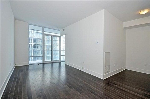 29 Queens Quay E #1010