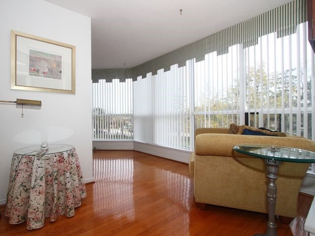 Listing W3643982 - Large Photo # 5