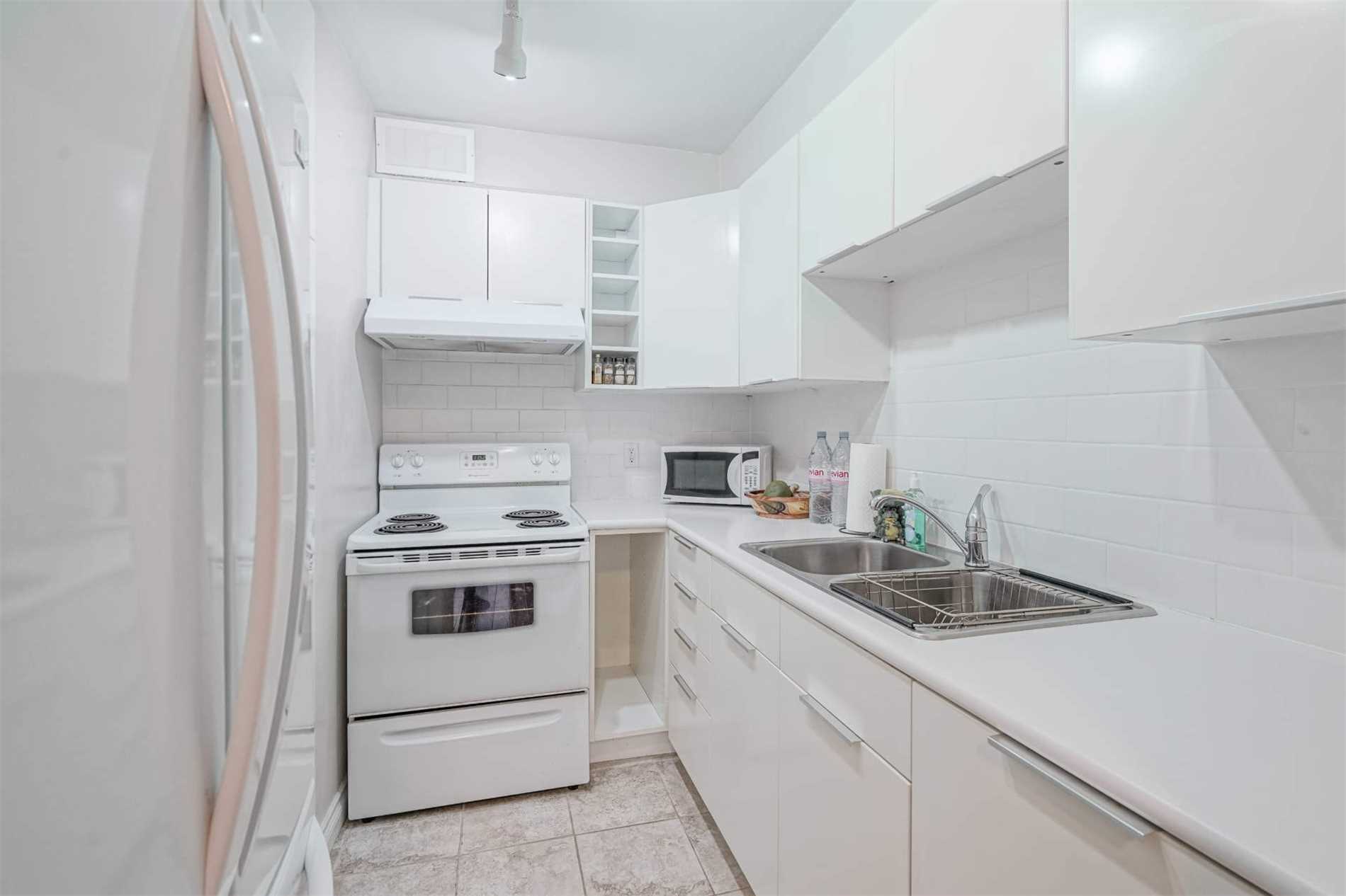 335 Lonsdale Rd, #109