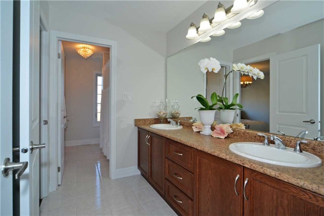 39 Lilly Valley Cres