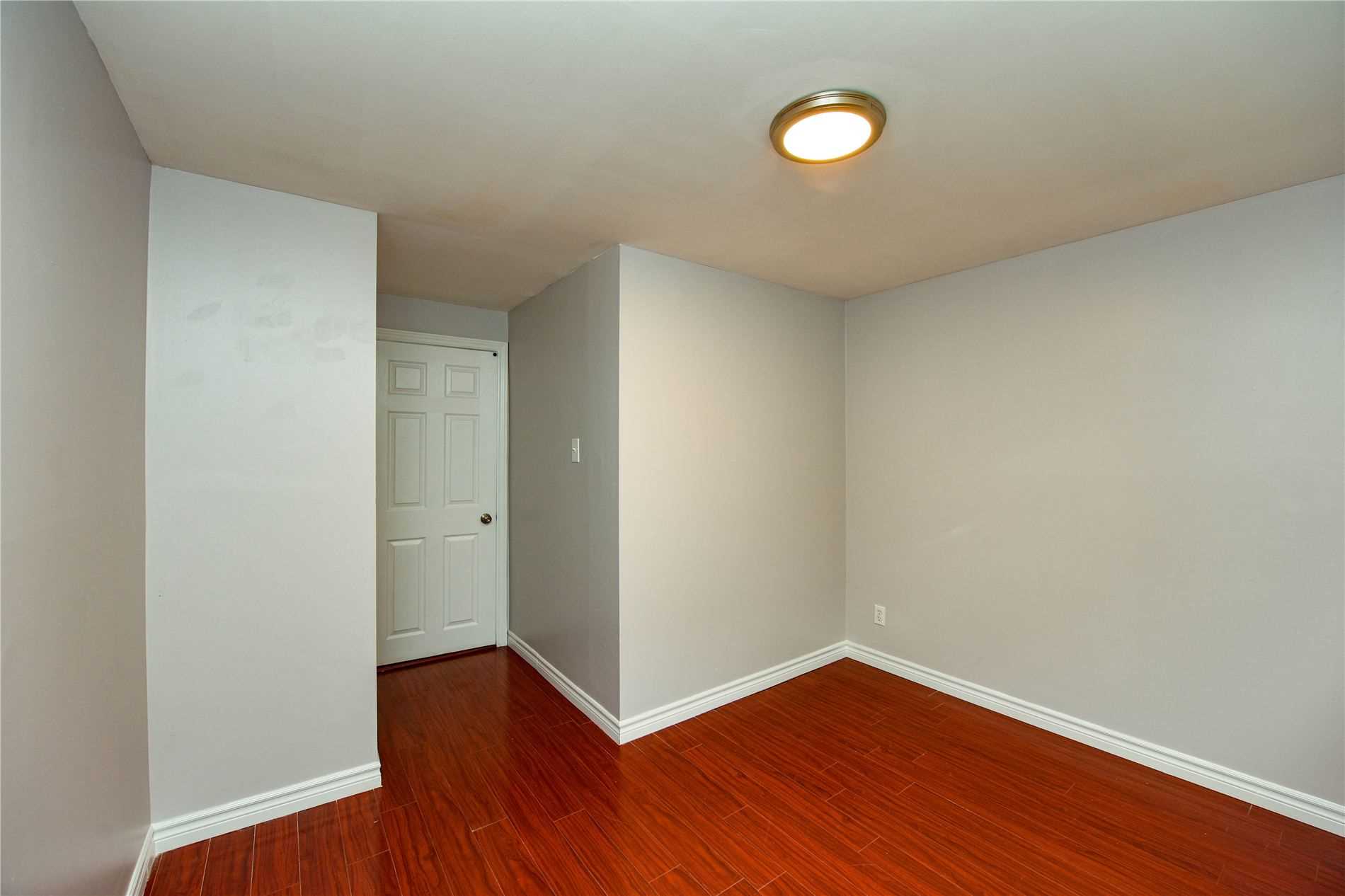 42 Sharon Crt