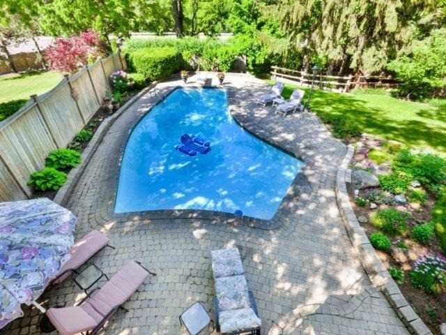 15 Pine Ridge Lane