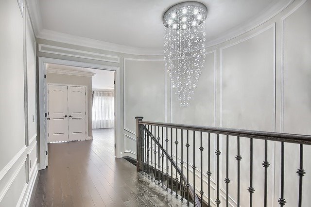 107 Queen Filomena Ave