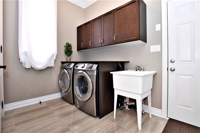 107 Queen Filomena Ave