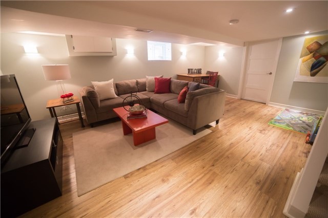Listing W4084690 - Large Photo # 13