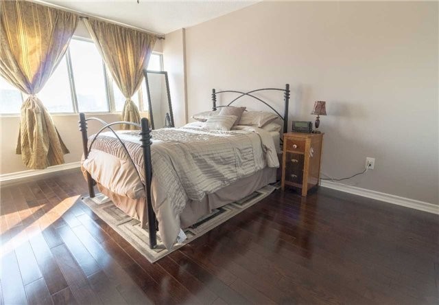 Listing W4021395 - Large Photo # 10