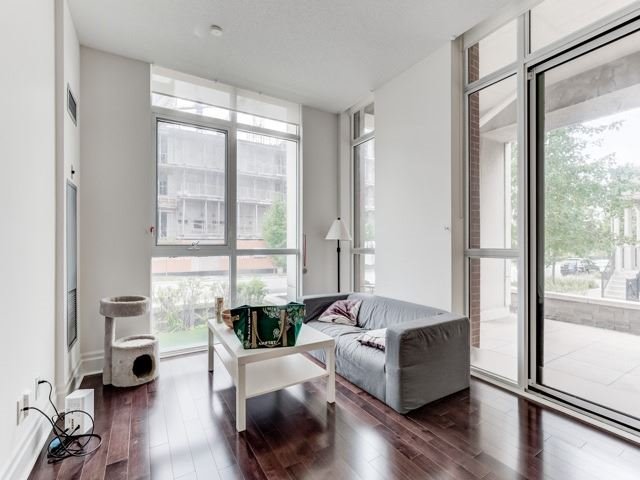 1 Upper Duke Cres, #110