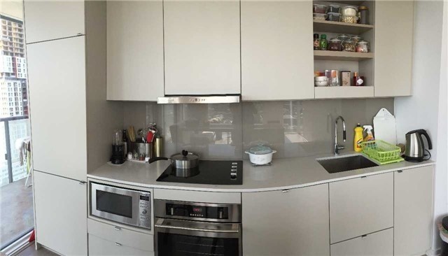101 Peter St, #2511