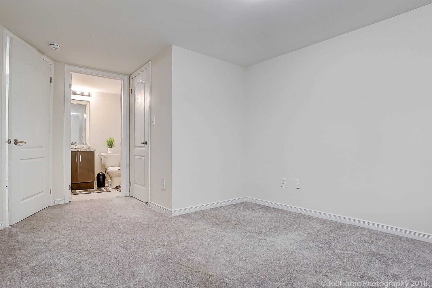 11 Applewood Lane, #112