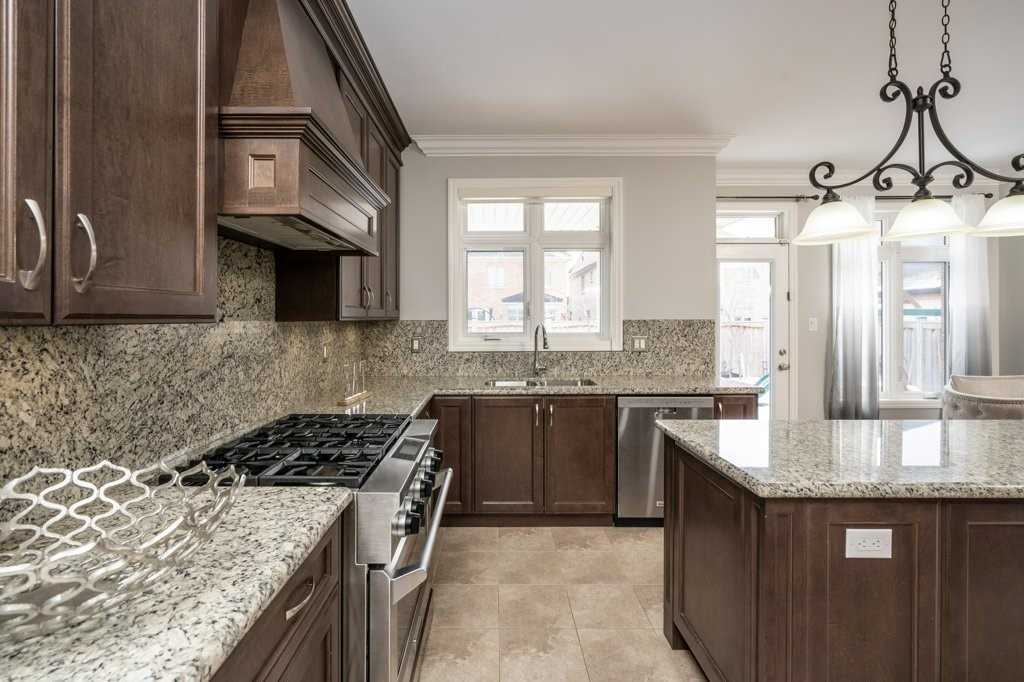 39 Lilly Valley Cres