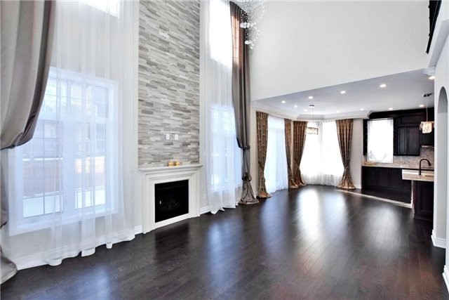 107 Queen Filomena Ave