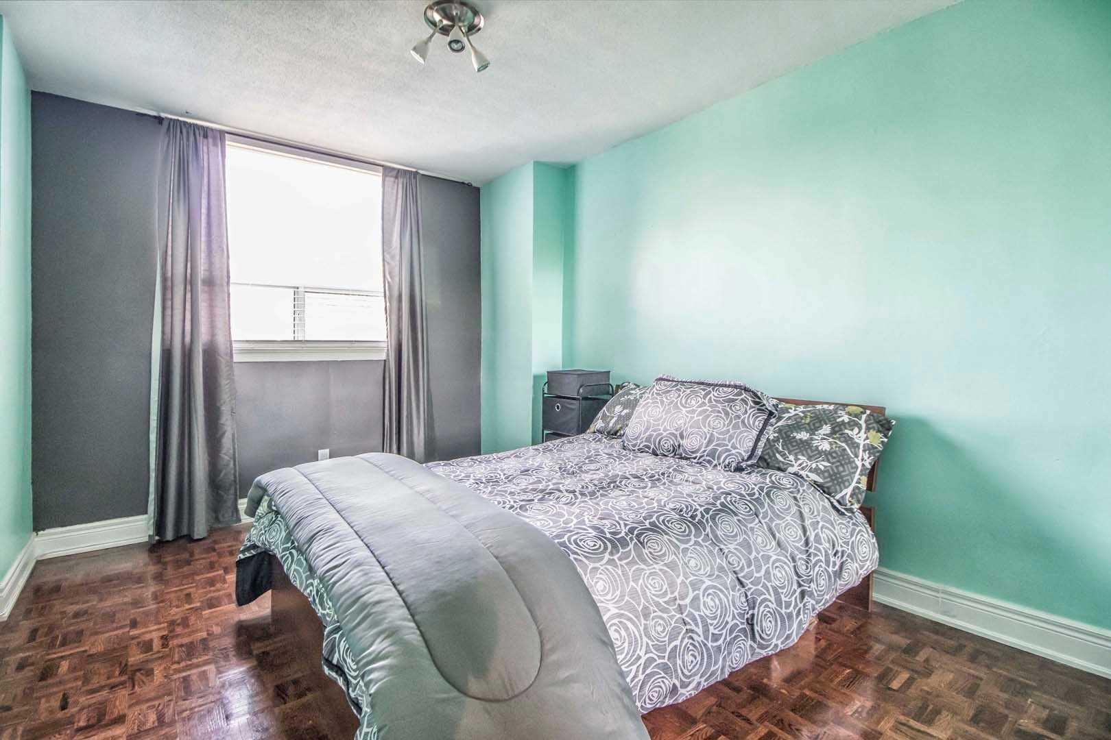 Listing W4546392 - Large Photo # 13