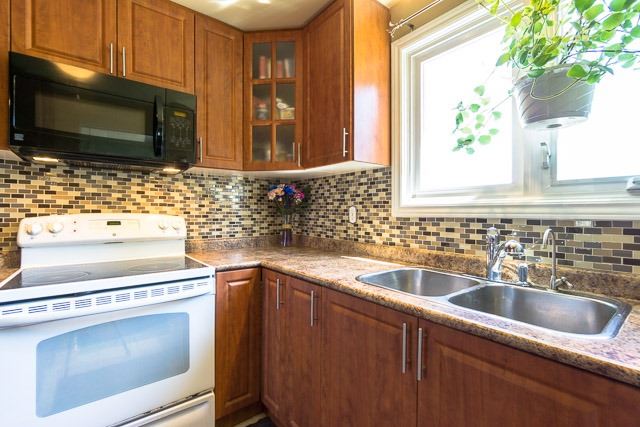 Listing W3844598 - Large Photo # 3