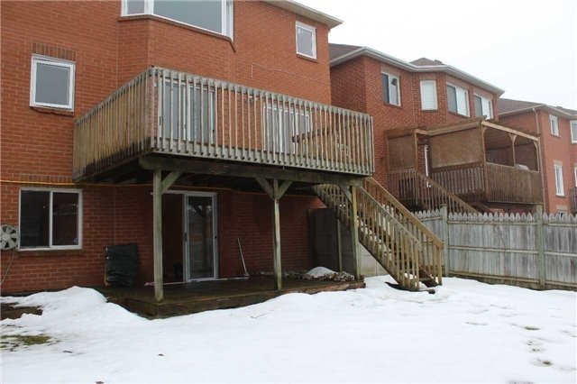 26 Sandfield Dr