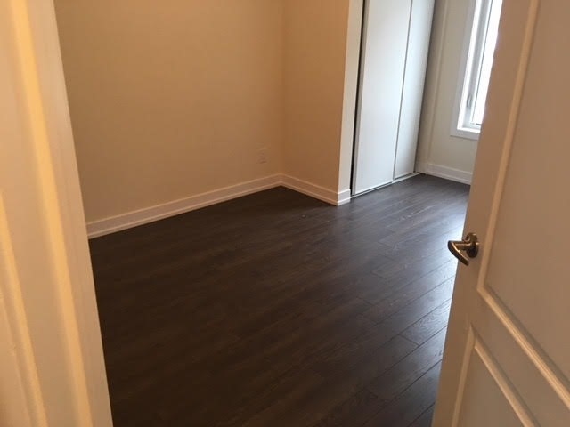 11 Dunsheath Way #1202