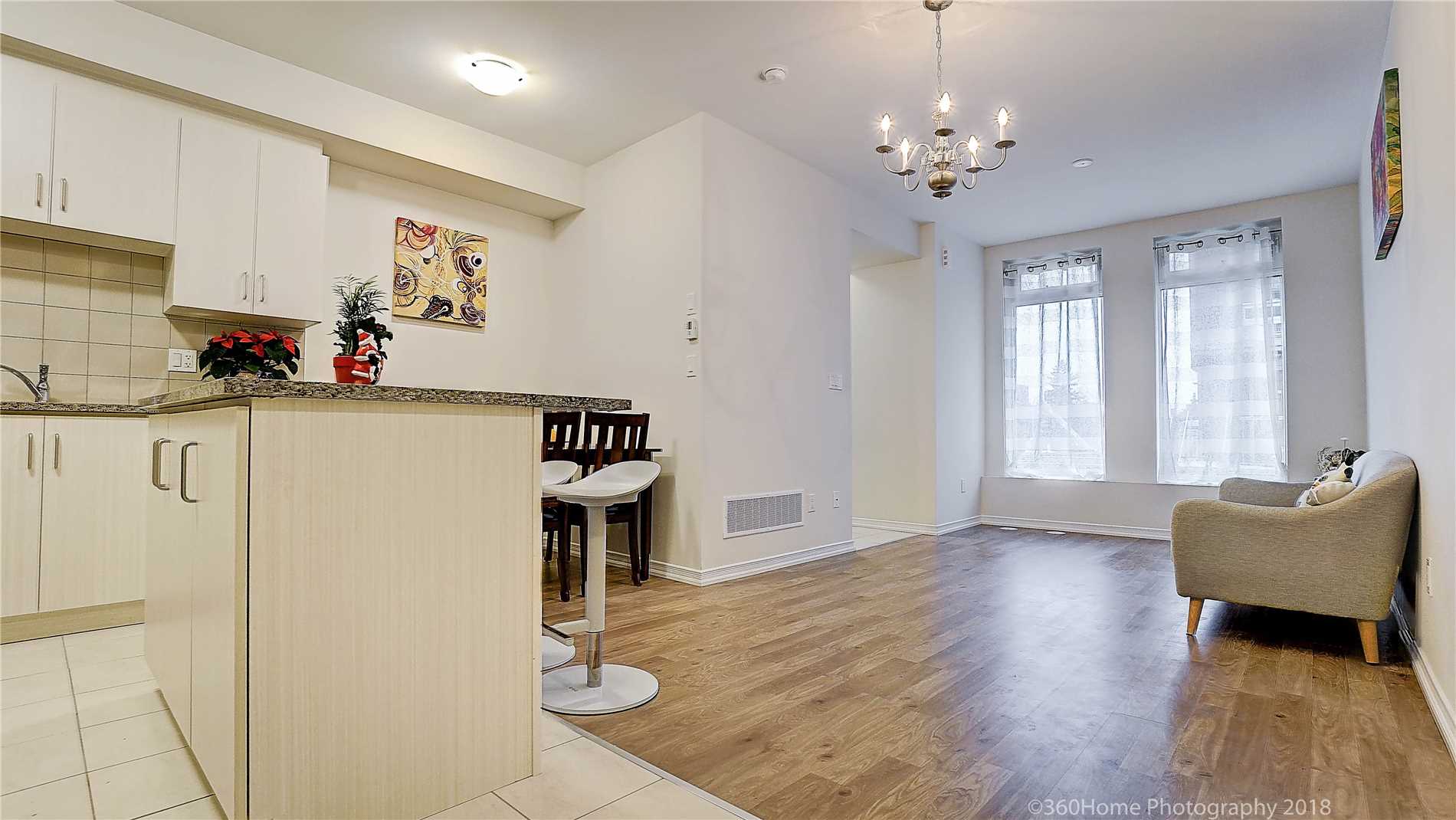 11 Applewood Lane, #112