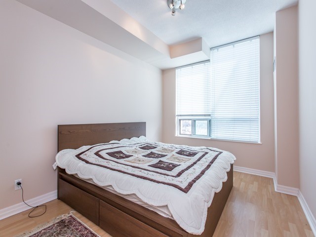 Listing W4109510 - Large Photo # 17
