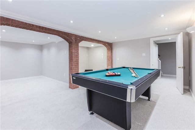 2594 Bromsgrove Rd