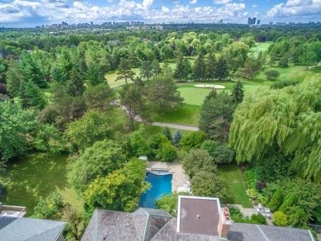 52 Fairway Heights Dr