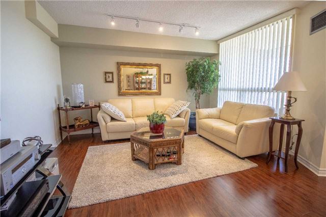 Listing W4158477 - Large Photo # 7