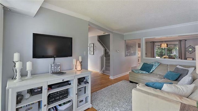 Listing W3923630 - Large Photo # 3