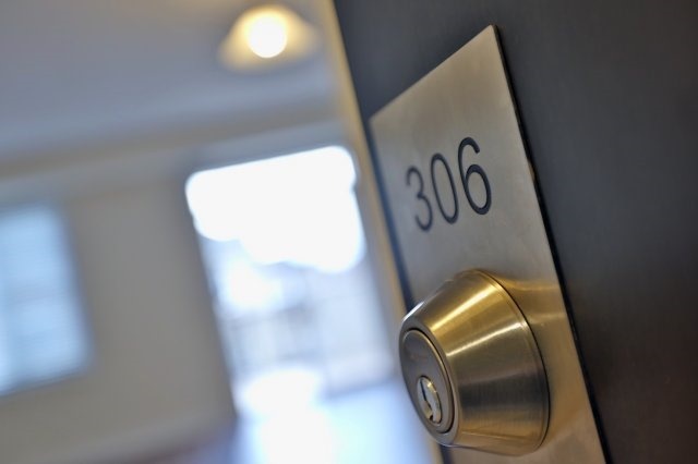 2339 Sawgrass Dr, #306