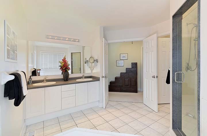 Listing W4547673 - Large Photo # 16