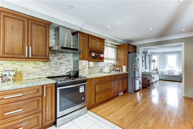 Listing W4093051 - Large Photo # 3