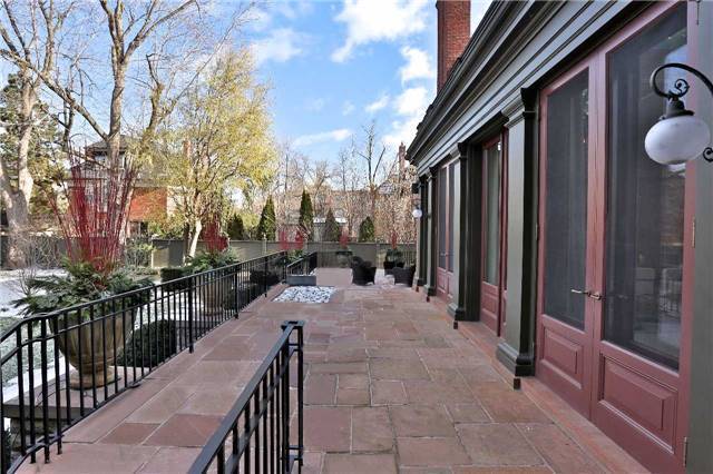 20 Elm Ave