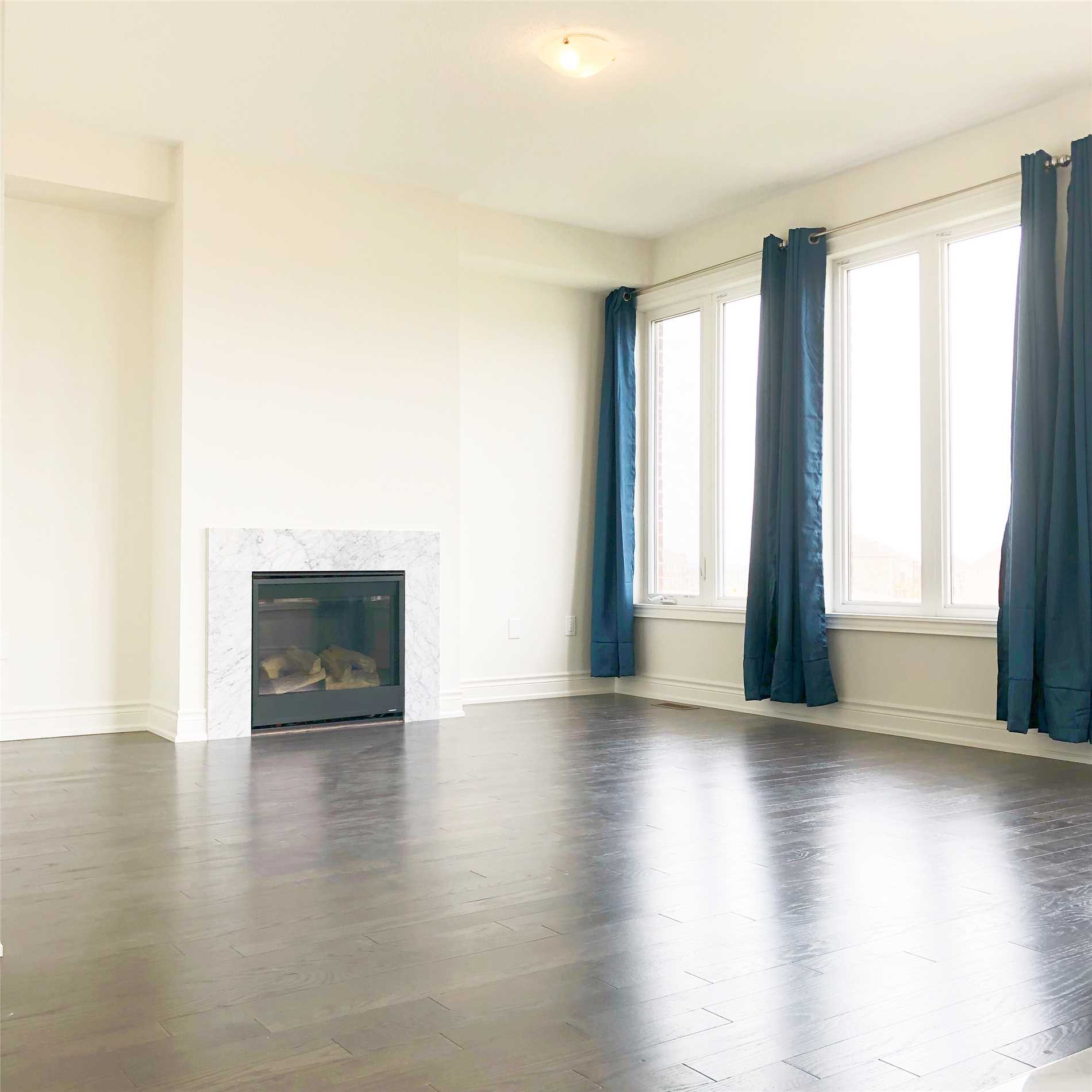 132 Meadow Vista Cres