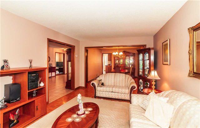 Listing N3569572 - Large Photo # 4