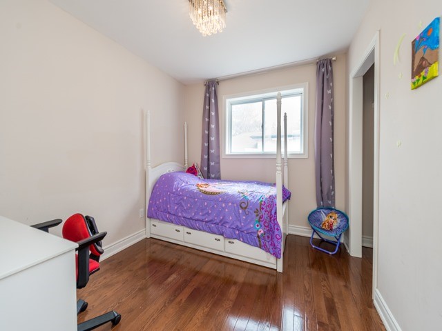 85 Aurora Heights Dr