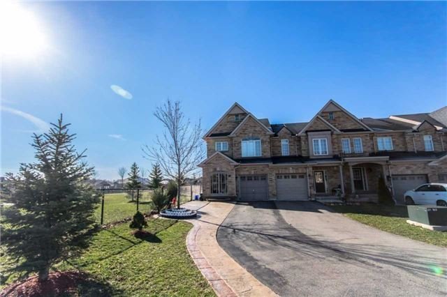 81 Village Vista Way