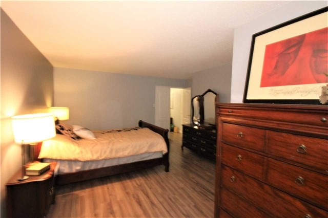 Listing W4128273 - Large Photo # 6