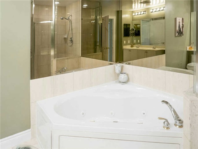 2111 Lake Shore Blvd W, #Ph 8
