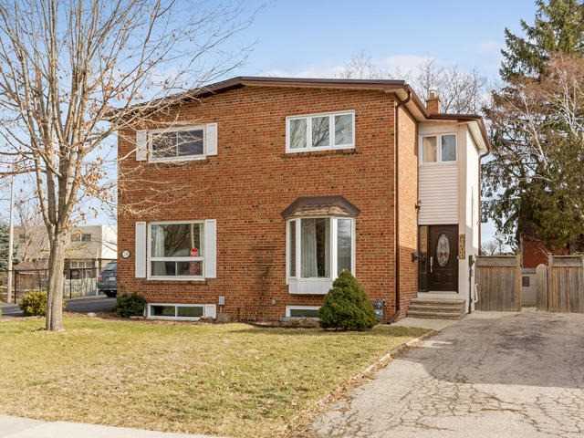 Listing W3704293 - Large Photo # 1