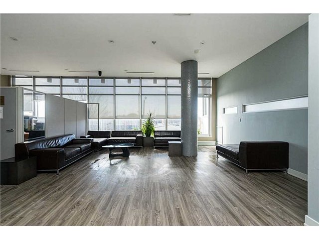 1040 The Queensway #917
