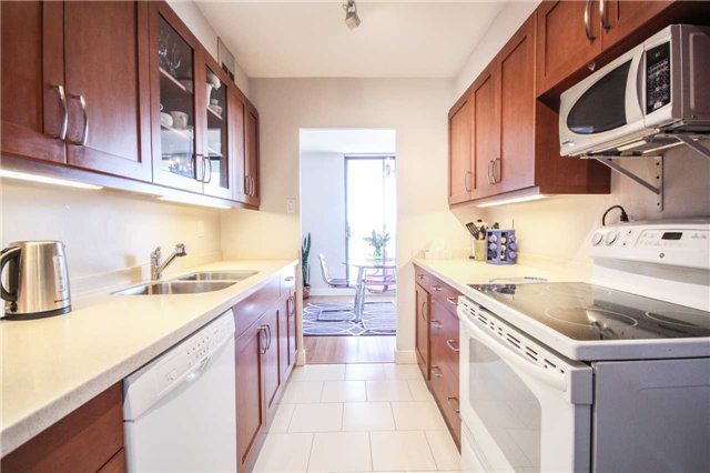 Listing C4057858 - Large Photo # 9