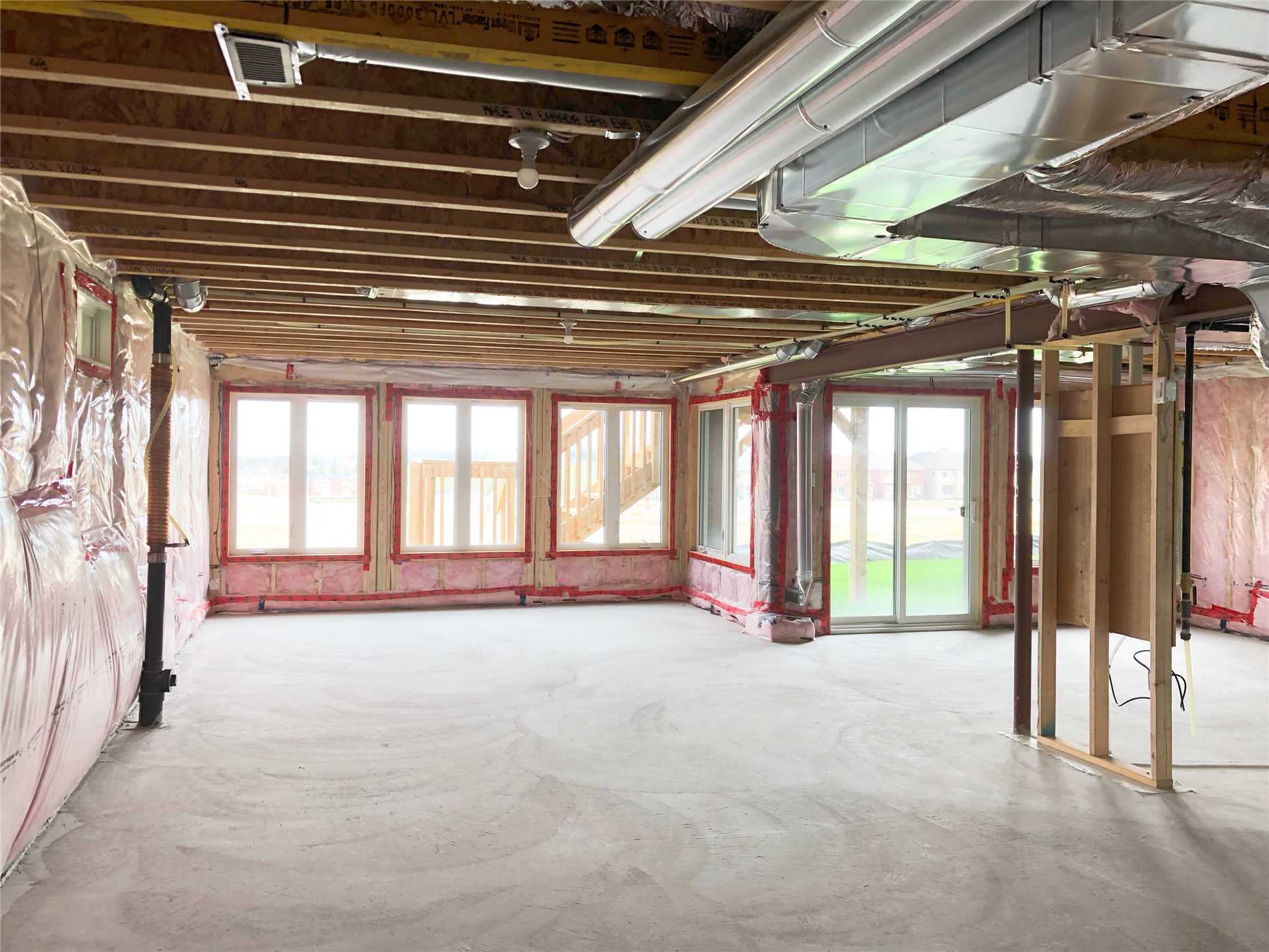 132 Meadow Vista Cres