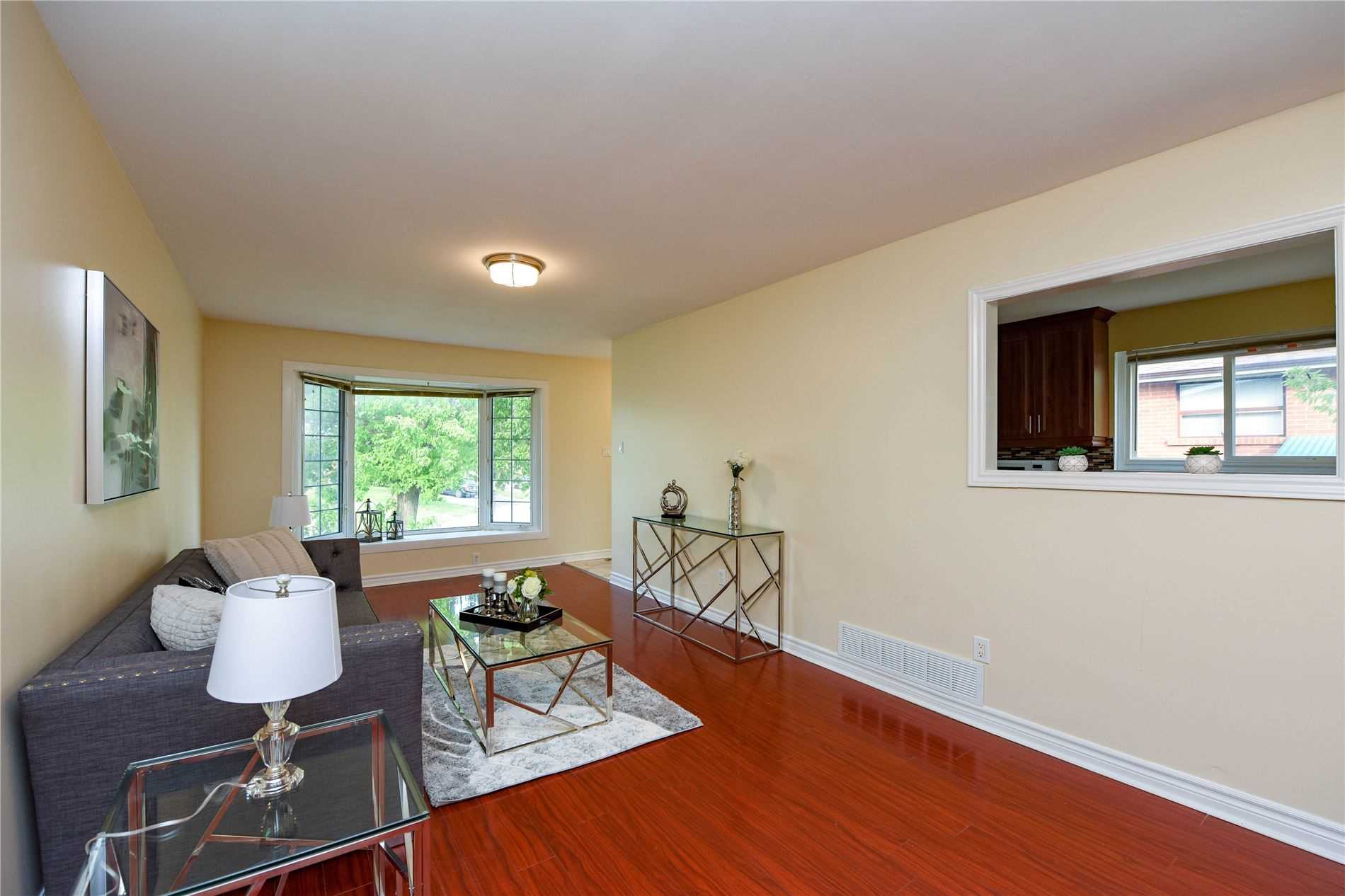 42 Sharon Crt