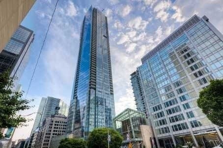 180 University Ave, #4102