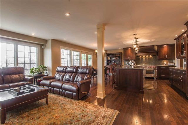 Listing W3767331 - Large Photo # 3