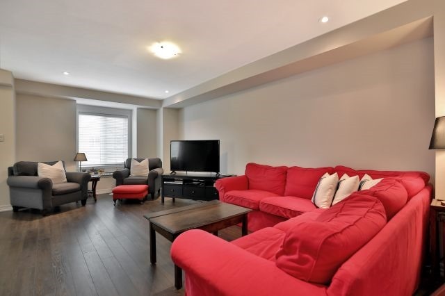 335 Ellen Davidson Dr