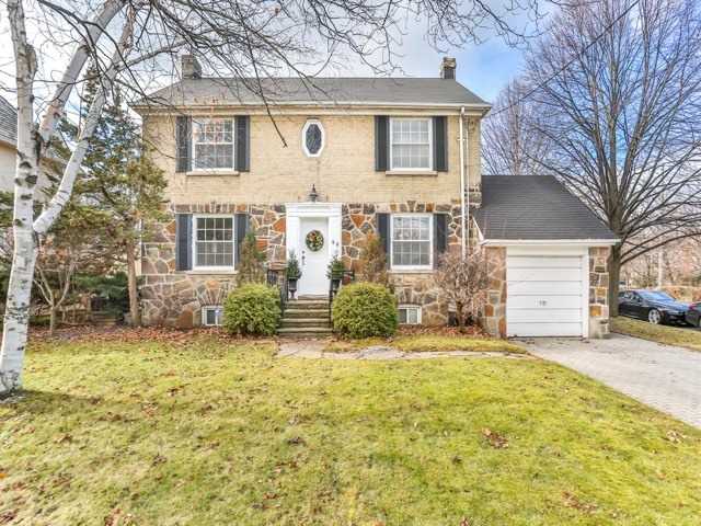 90 Esgore Dr