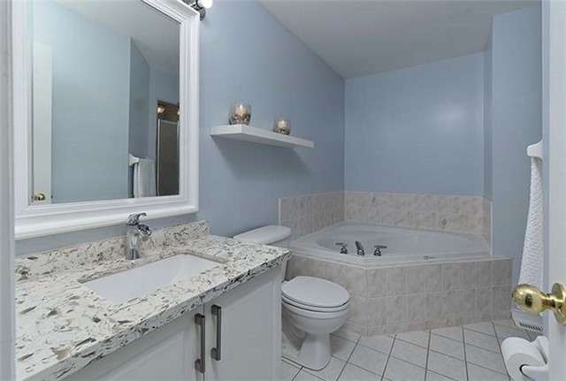 Listing W4119050 - Large Photo # 15