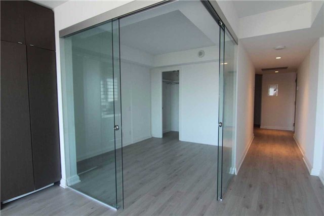 155 Yorkville Ave, #2120