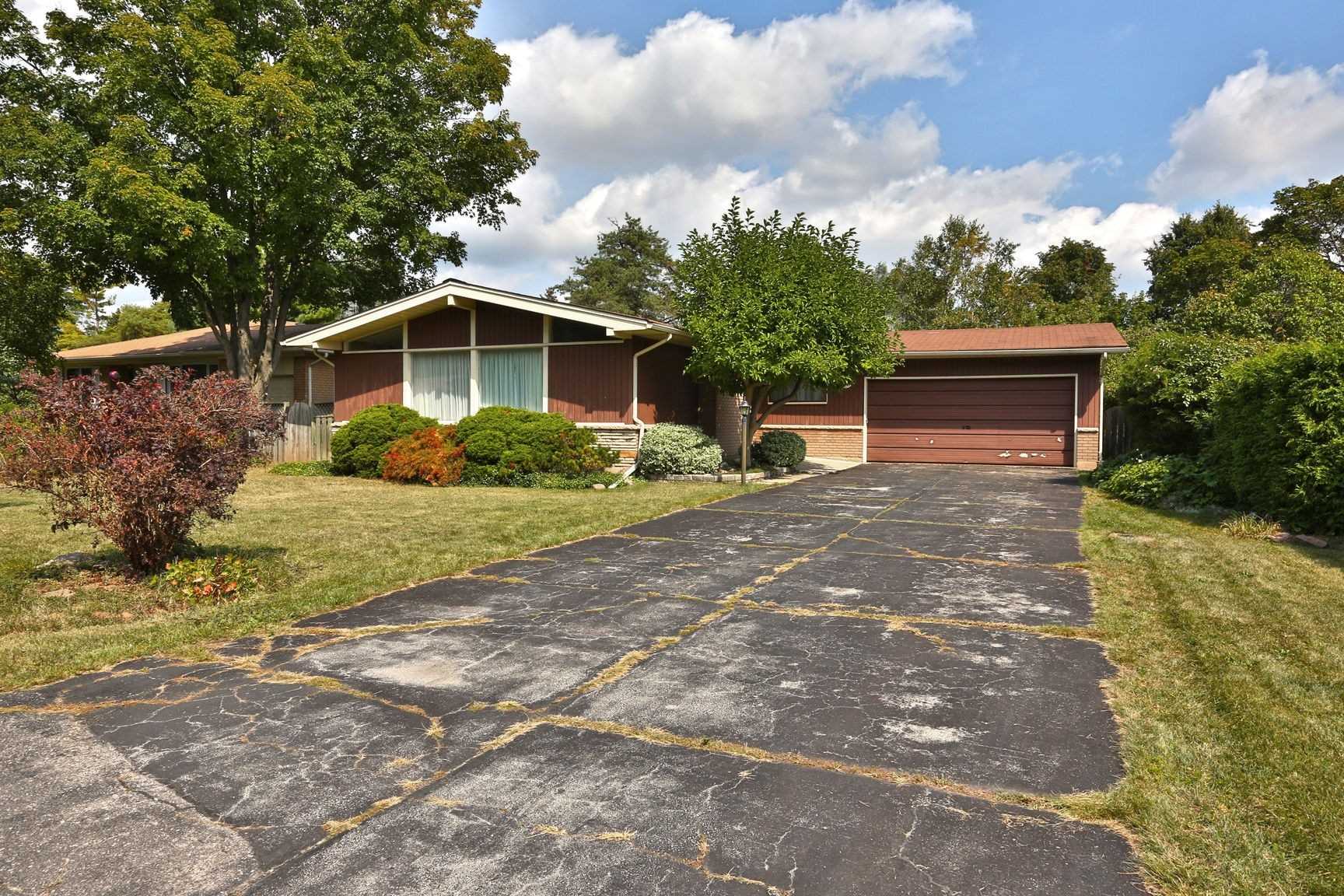 1373 Forest Glade Rd