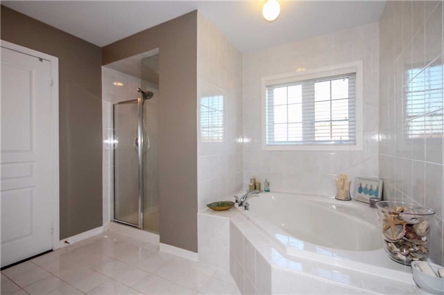 Listing W3955496 - Large Photo # 13