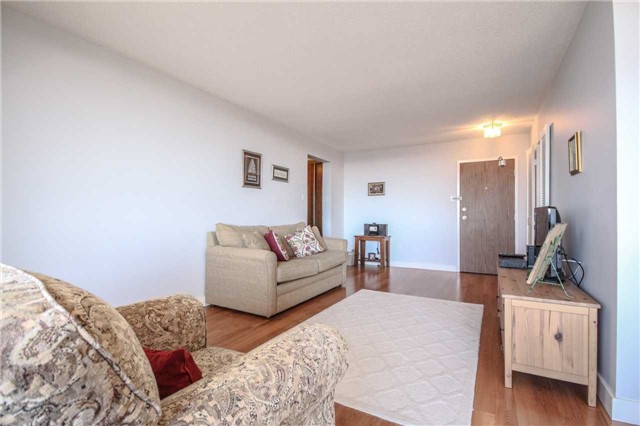 Listing C4057858 - Large Photo # 5